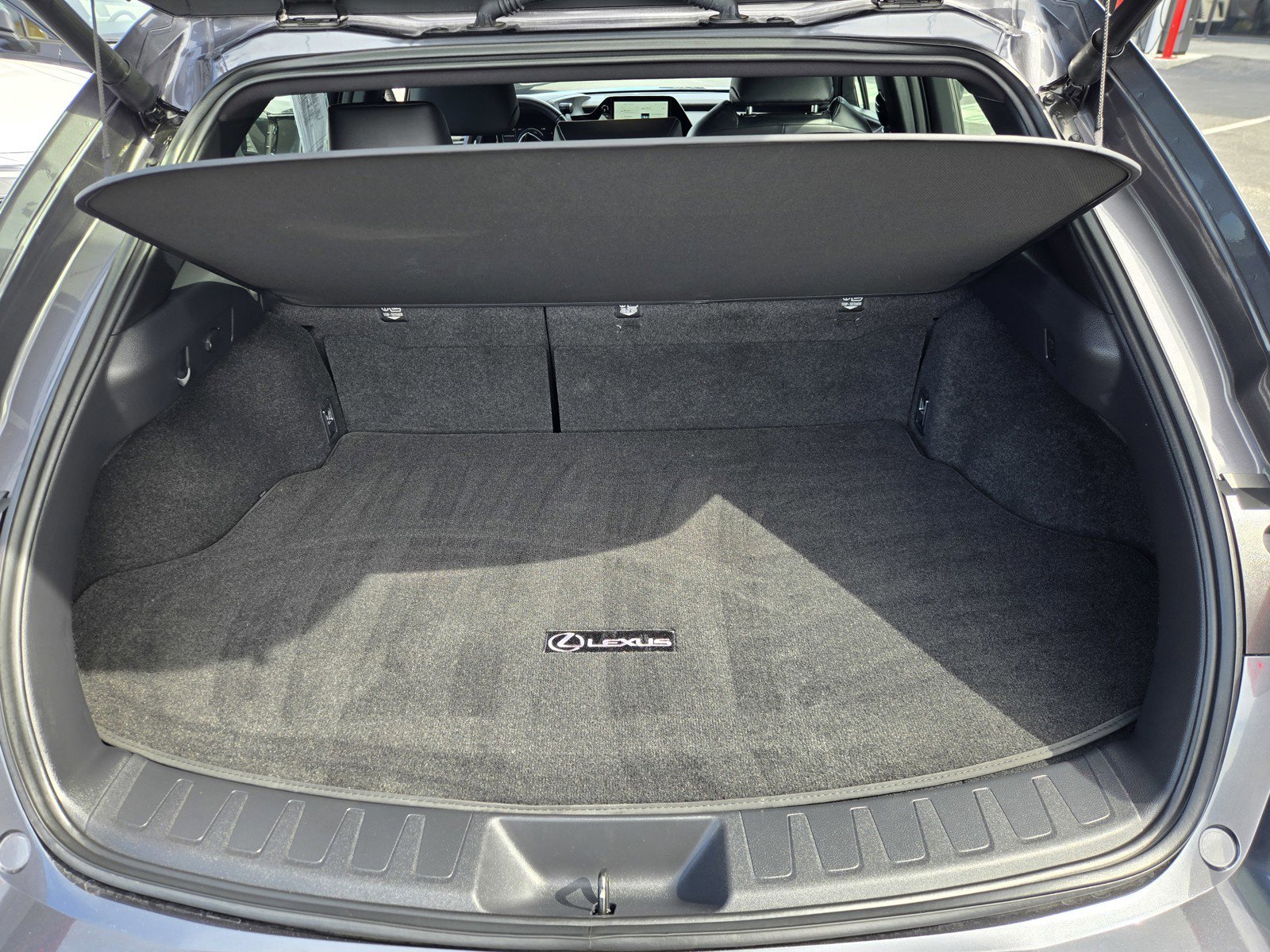Certified 2025 Lexus UX 300h FWD w/ Accessory Package (Z1) image 27