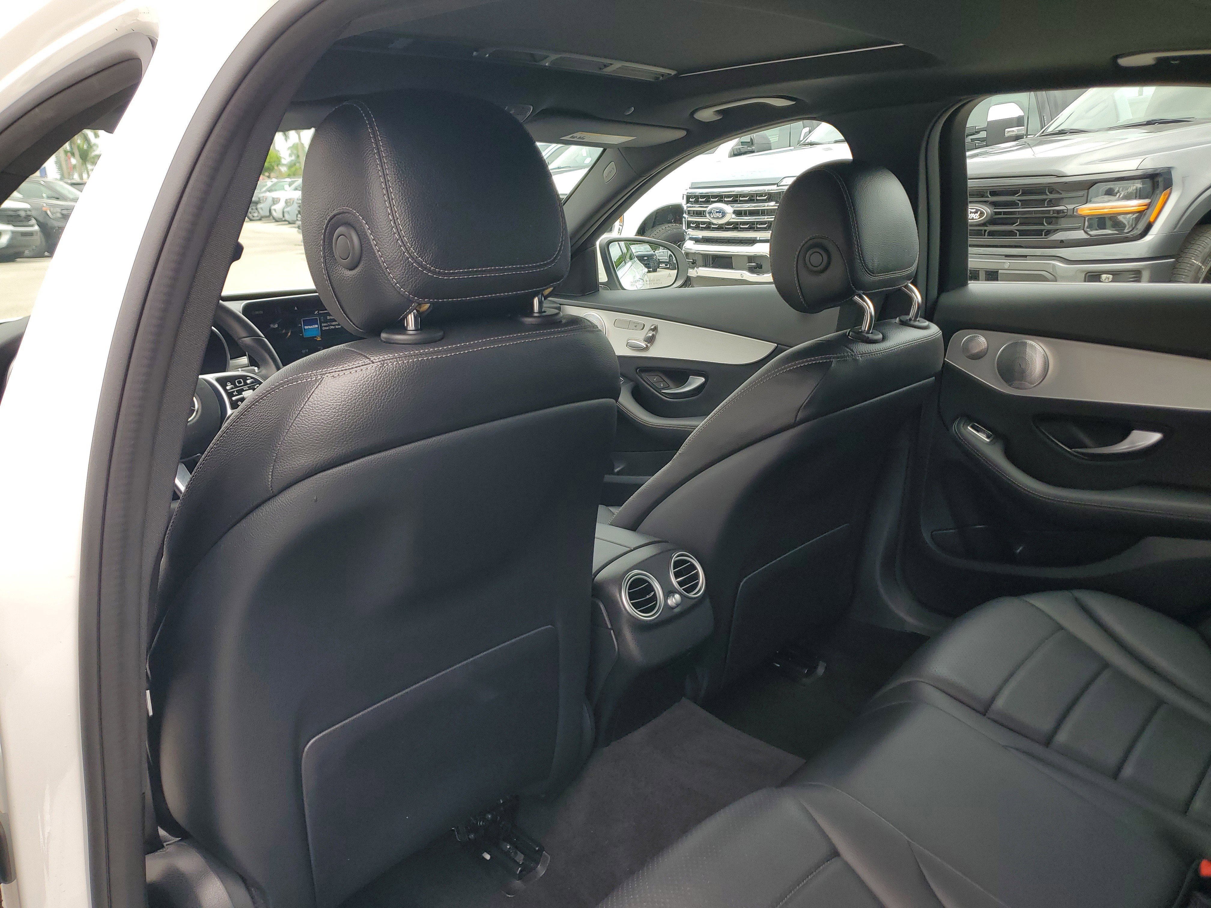 Used 2021 Mercedes-Benz C 300 Sedan image 13
