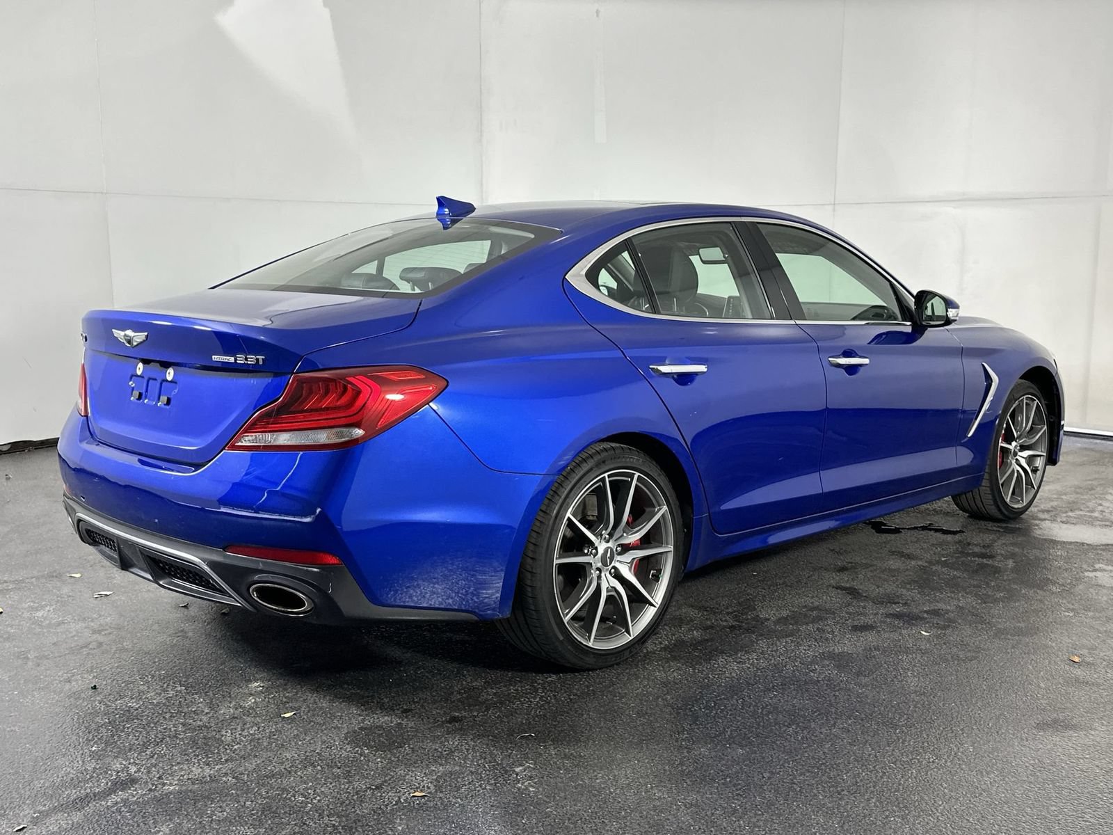 Used 2020 Genesis G70 3.3T AWD/4WD image 8