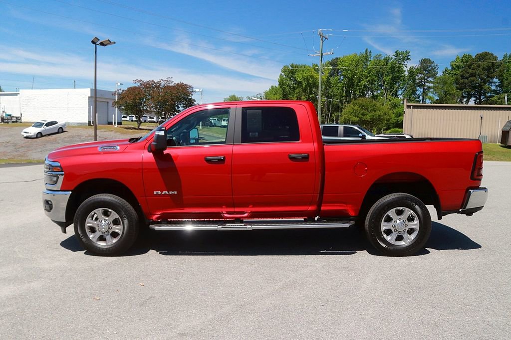 Used 2026 RAM 2500 Big Horn AWD/4WD image 4