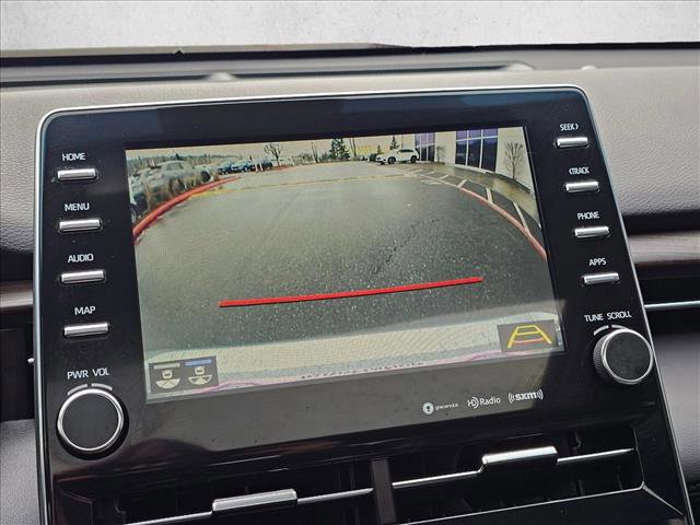 Used 2022 Toyota Avalon XLE w/ Moonroof Package image 25