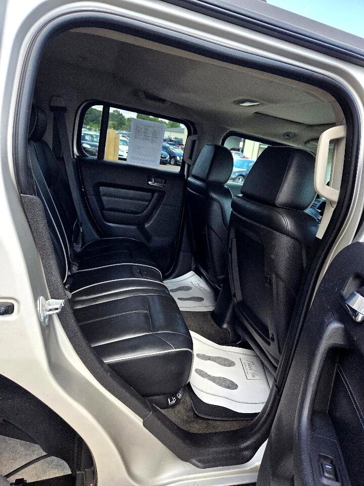 Used 2008 HUMMER H3 Luxury image 13
