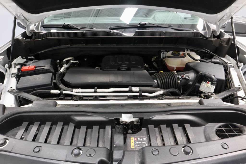 Used 2024 Chevrolet Silverado 1500 LT AWD/4WD image 17