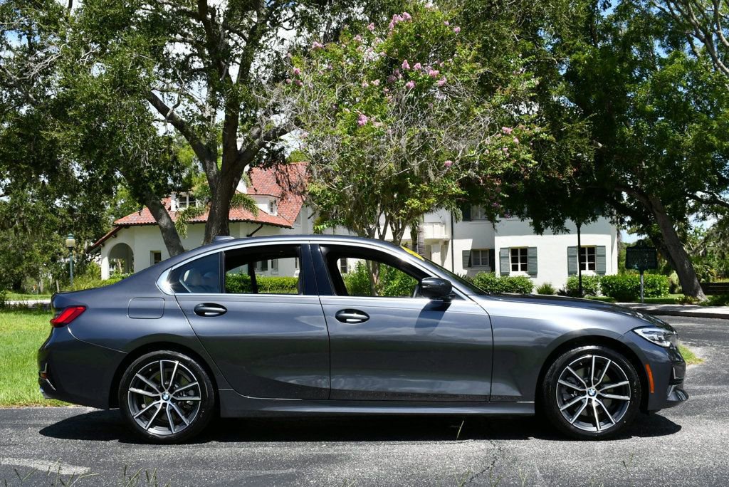 Used 2020 BMW 330i Sedan w/ Premium Package image 32