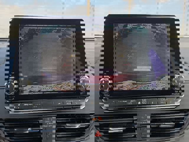 Used 2024 Nissan Altima 2.5 SV image 23