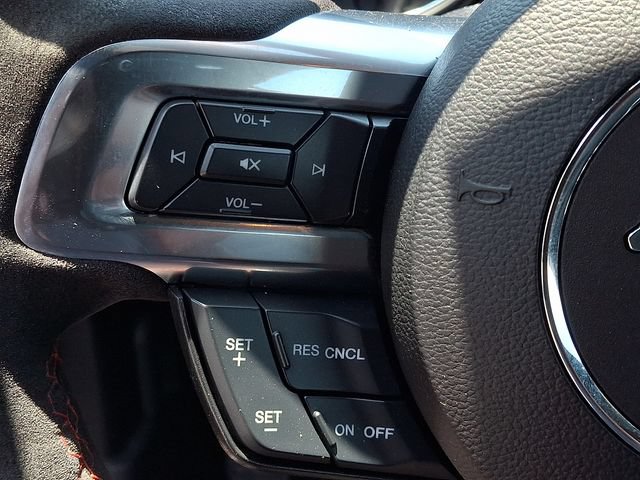 Used 2019 Ford Mustang Premium RWD image 18