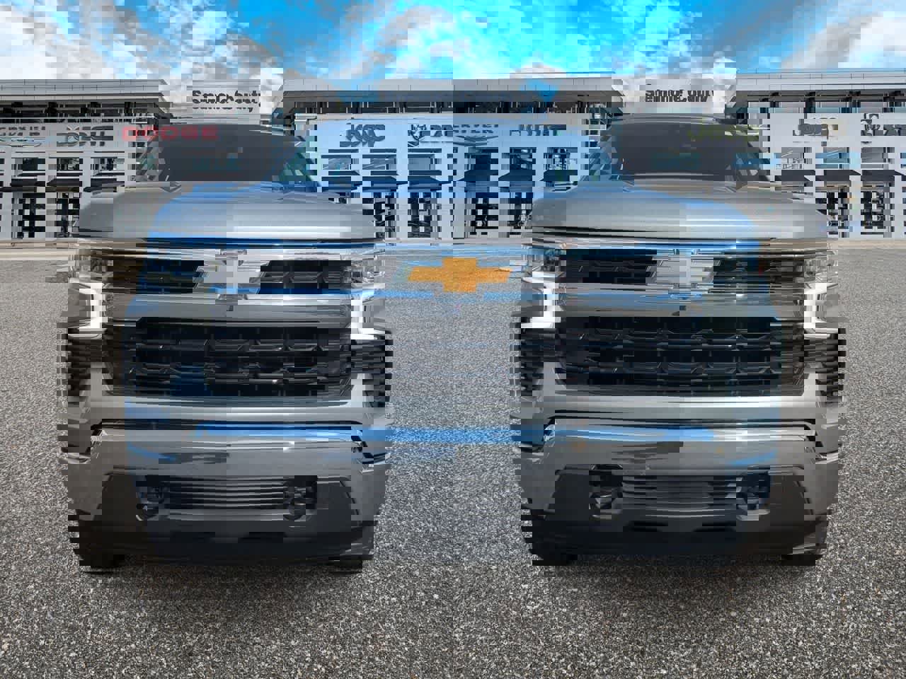 Used 2024 Chevrolet Silverado 1500 LT image 3