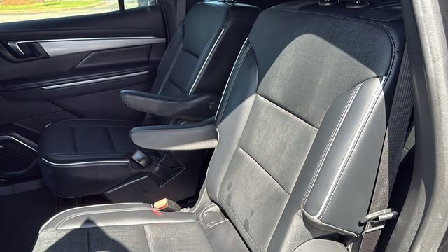 Used 2025 Buick Enclave Preferred image 26