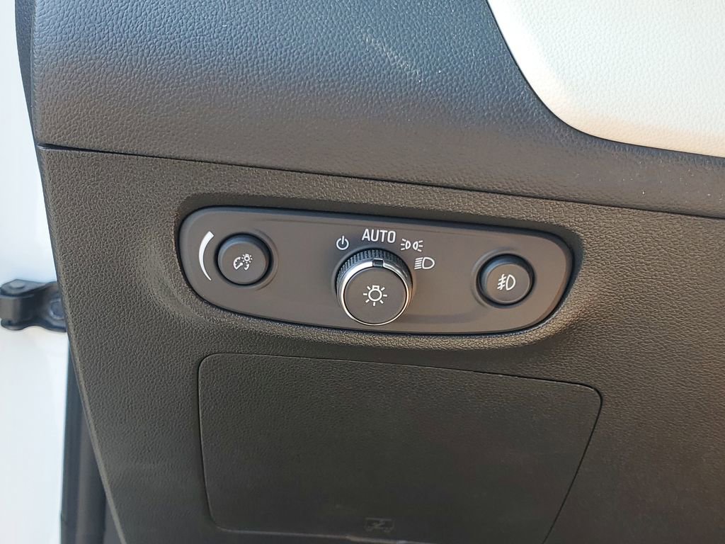 Used 2022 Buick Encore GX Select FWD image 22