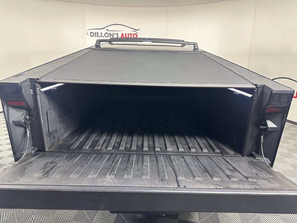 Used 2024 Tesla Cybertruck Cyberbeast AWD/4WD image 10