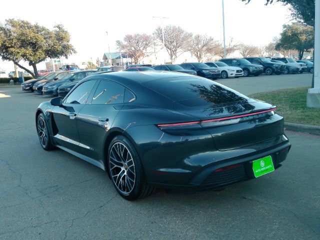 Used 2023 Porsche Taycan image 9