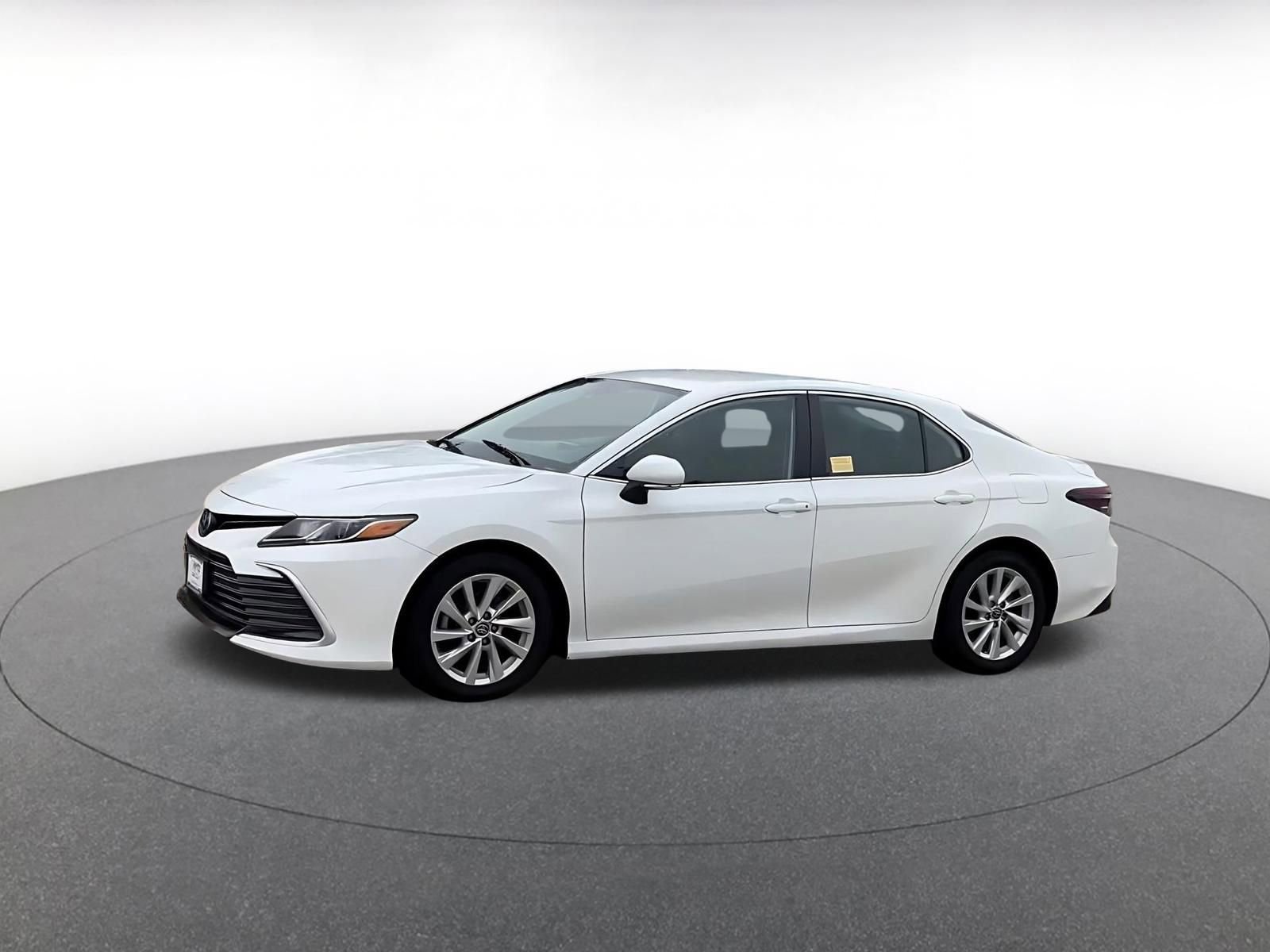 Used 2023 Toyota Camry LE FWD image 8