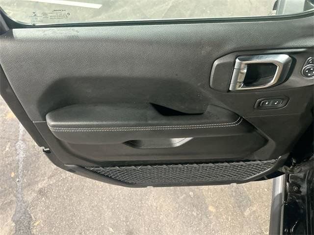 Used 2022 Jeep Gladiator Rubicon image 21