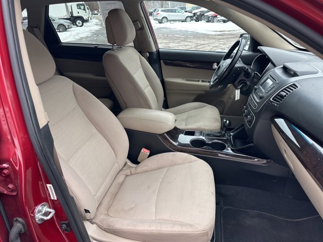 Used 2015 Kia Sorento LX image 31