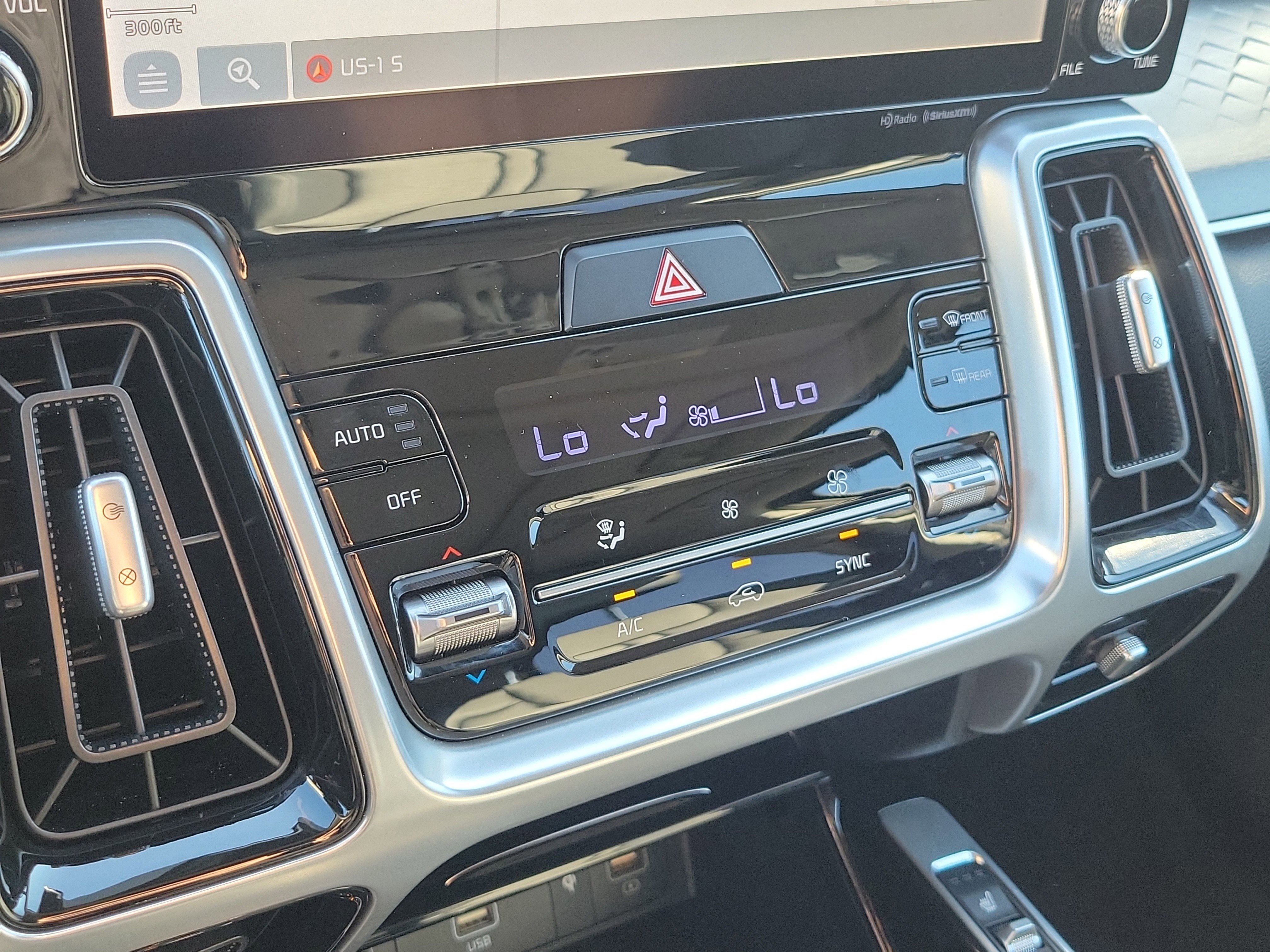 Certified 2021 Kia Sorento SX image 36