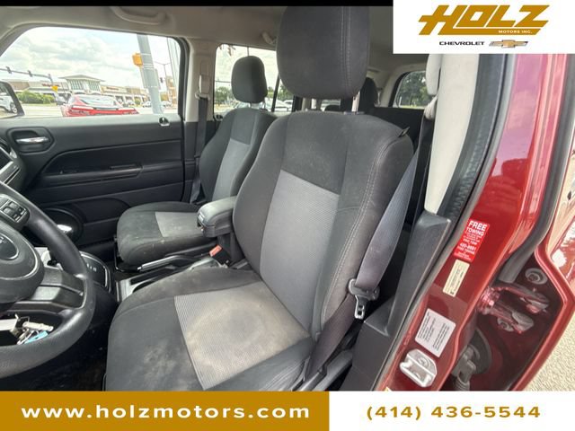 Used 2015 Jeep Patriot Sport w/ Power Value Group AWD/4WD image 17