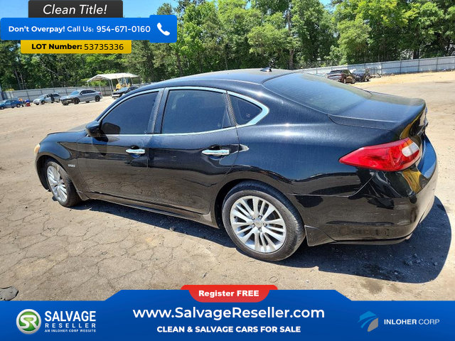 Used 2012 INFINITI M35 w/ Deluxe Touring Pkg RWD image 3