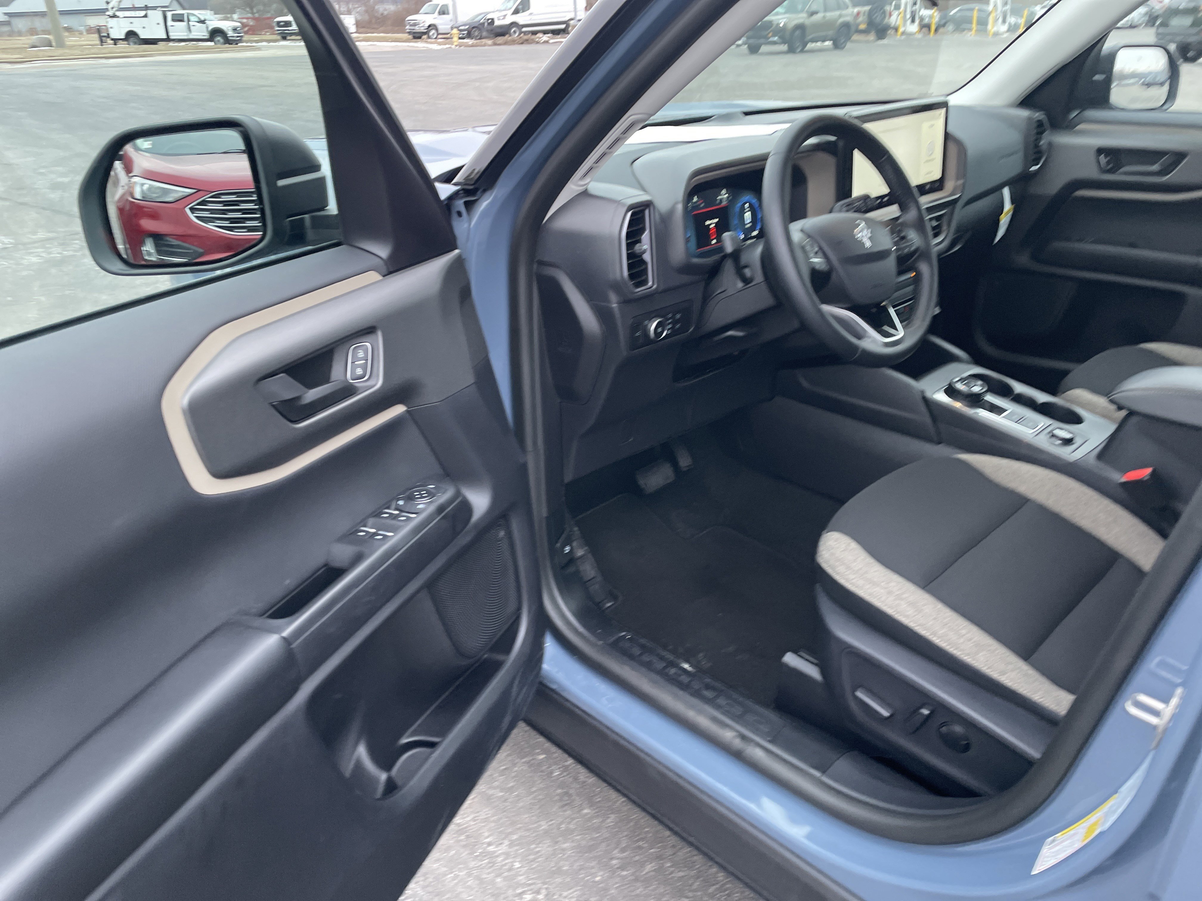 Used 2025 Ford Bronco Sport Big Bend w/ Convenience Package image 11