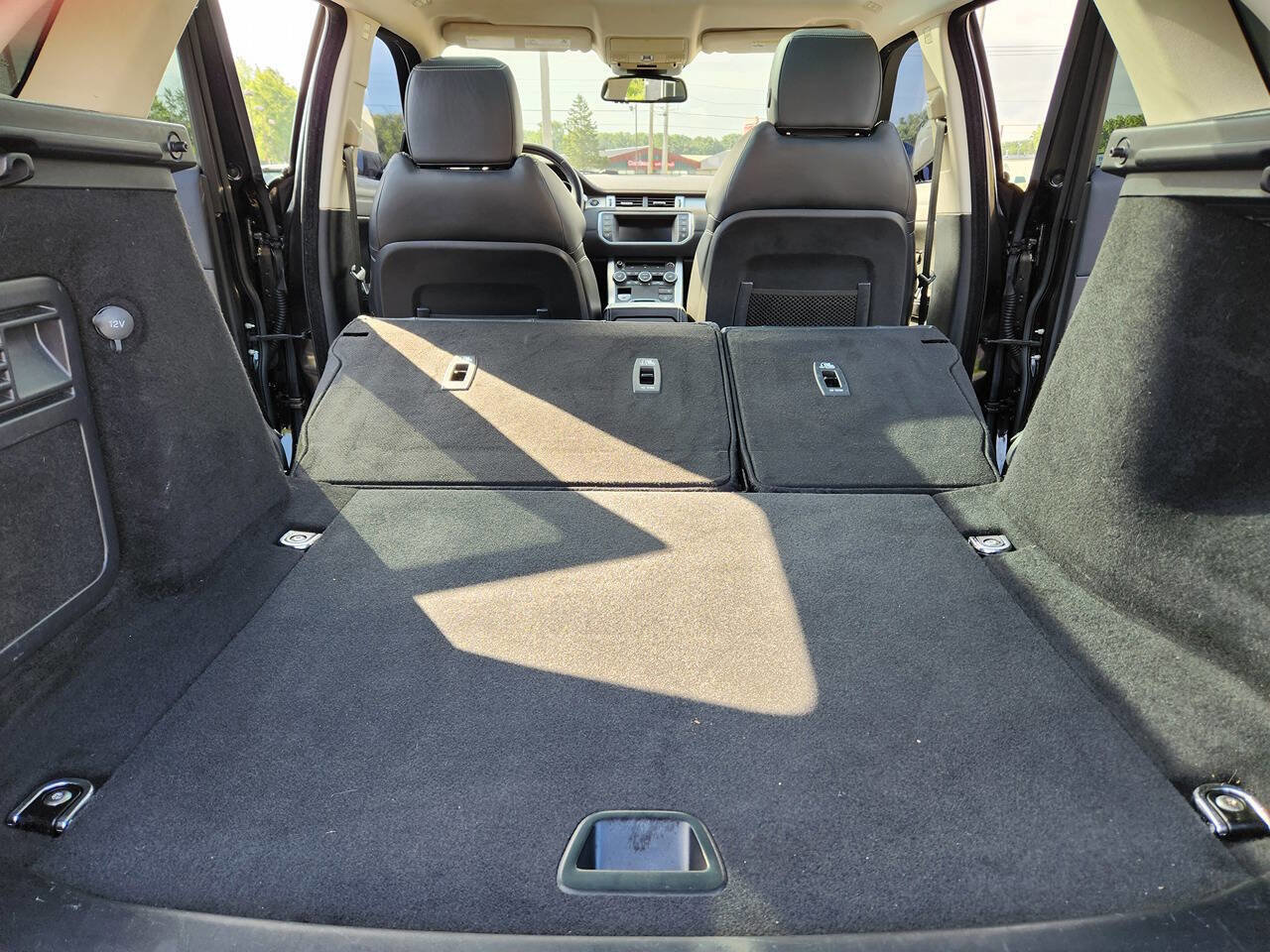 Used 2016 Land Rover Range Rover Evoque HSE image 6