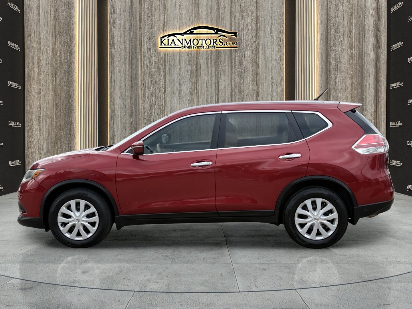 Used 2015 Nissan Rogue S FWD image 4