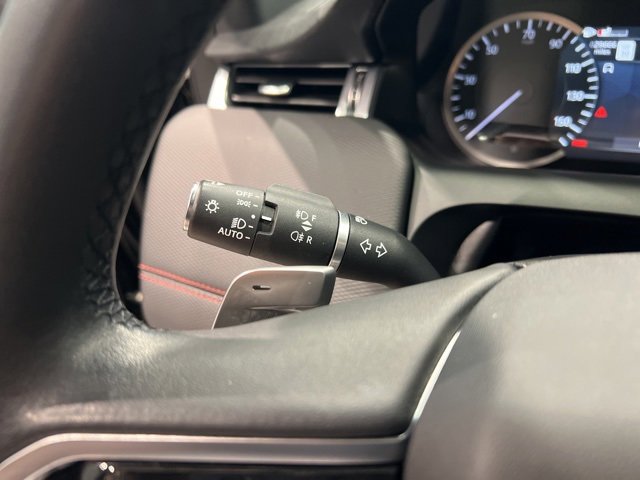 Used 2023 Land Rover Discovery Sport S R-Dynamic image 32