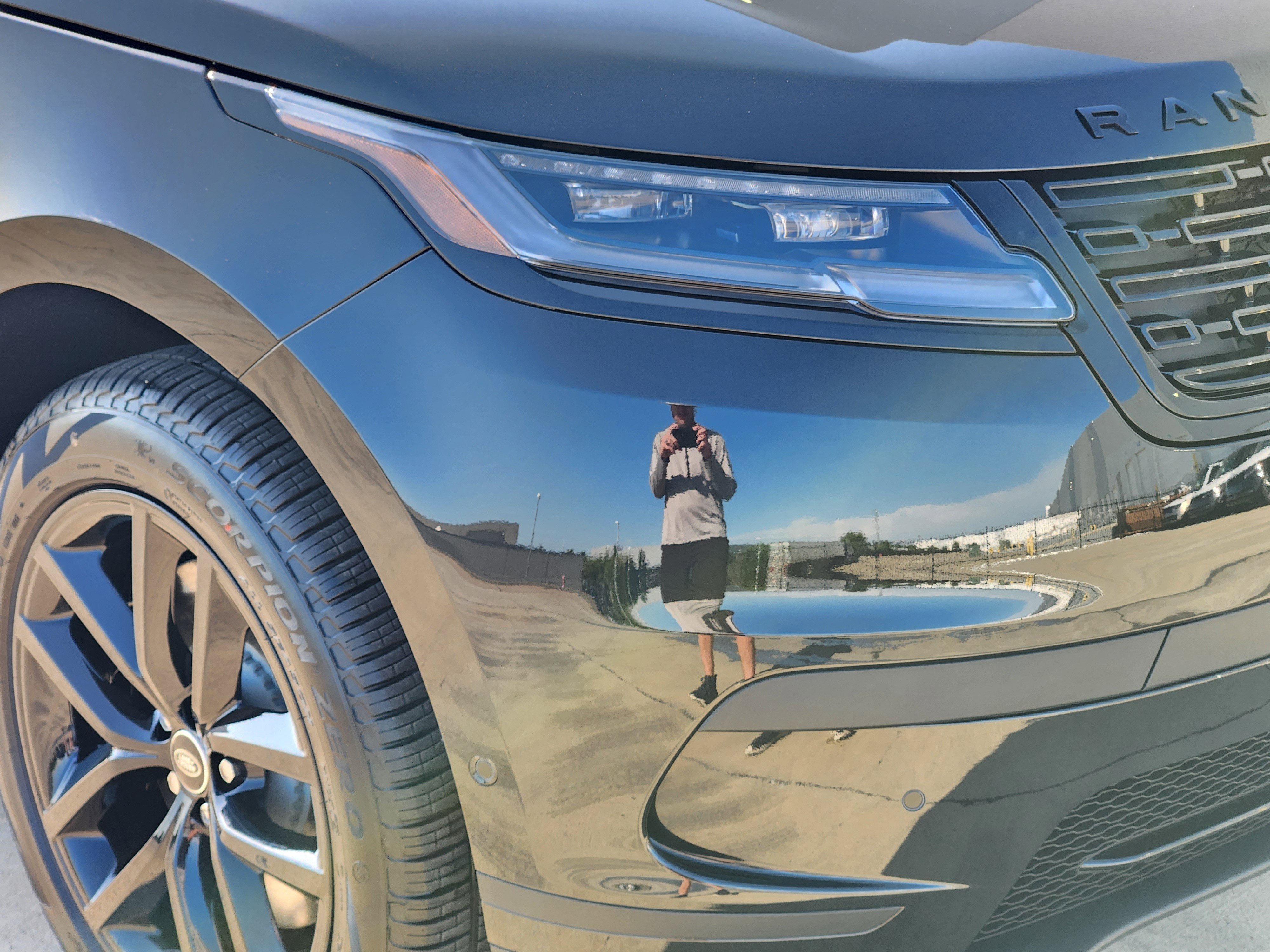 New 2026 Land Rover Range Rover Velar S image 8