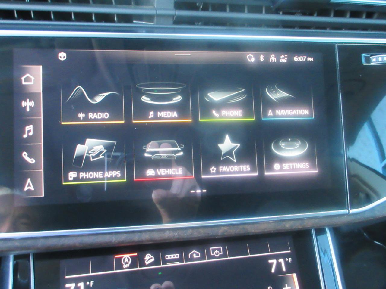 Used 2023 Audi Q8 Premium w/ Convenience Package image 62