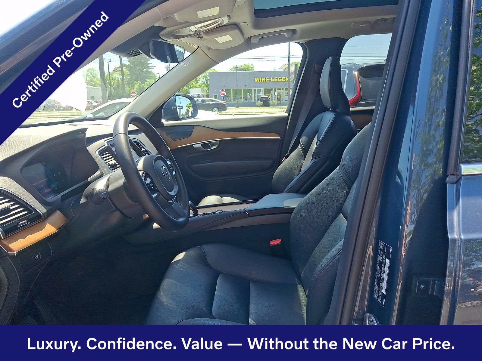Certified 2023 Volvo XC90 B5 Plus w/ Protection Package Premier AWD/4WD image 14