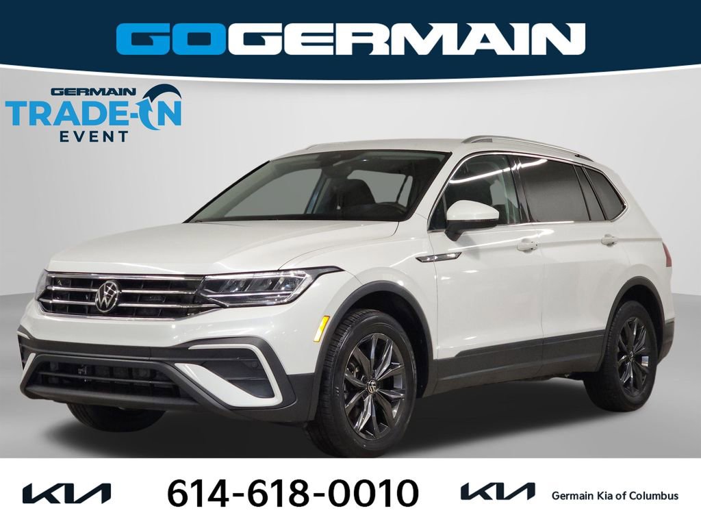 Used 2023 Volkswagen Tiguan SE image 1