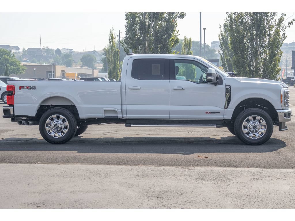 Used 2023 Ford F350 Lariat w/ FX4 Off-Road Package AWD/4WD image 2