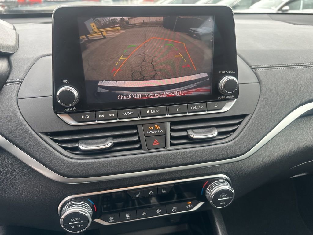 Used 2020 Nissan Altima 2.5 SV image 22