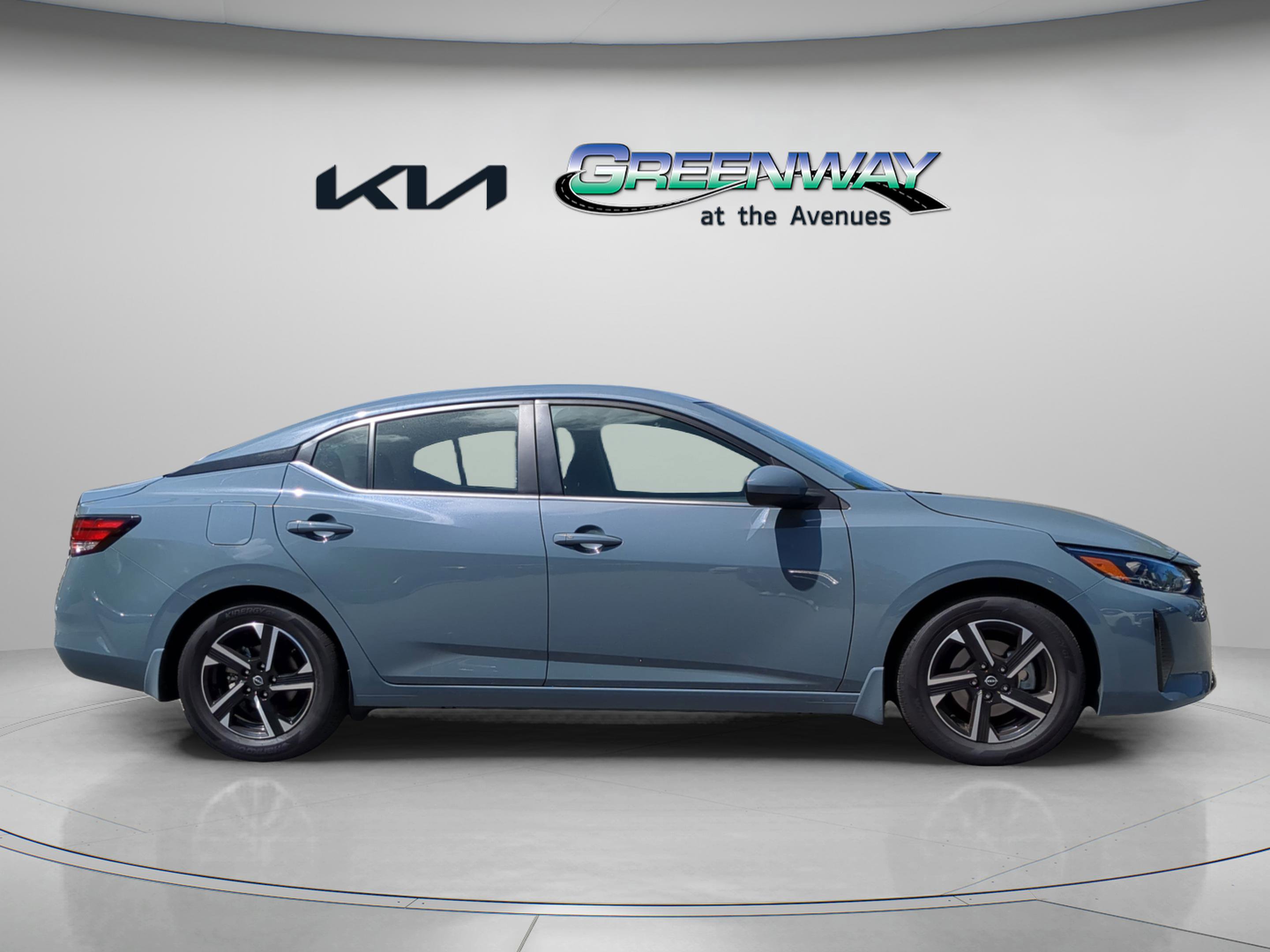 Used 2024 Nissan Sentra SV image 7