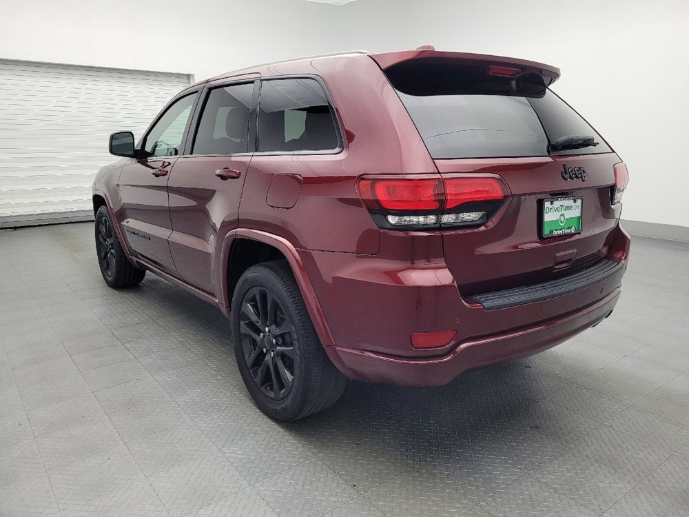 Used 2020 Jeep Grand Cherokee Altitude image 5