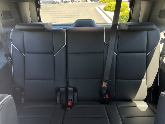 Used 2025 Cadillac Escalade Sport w/ LPO, ONYX Package AWD/4WD image 27