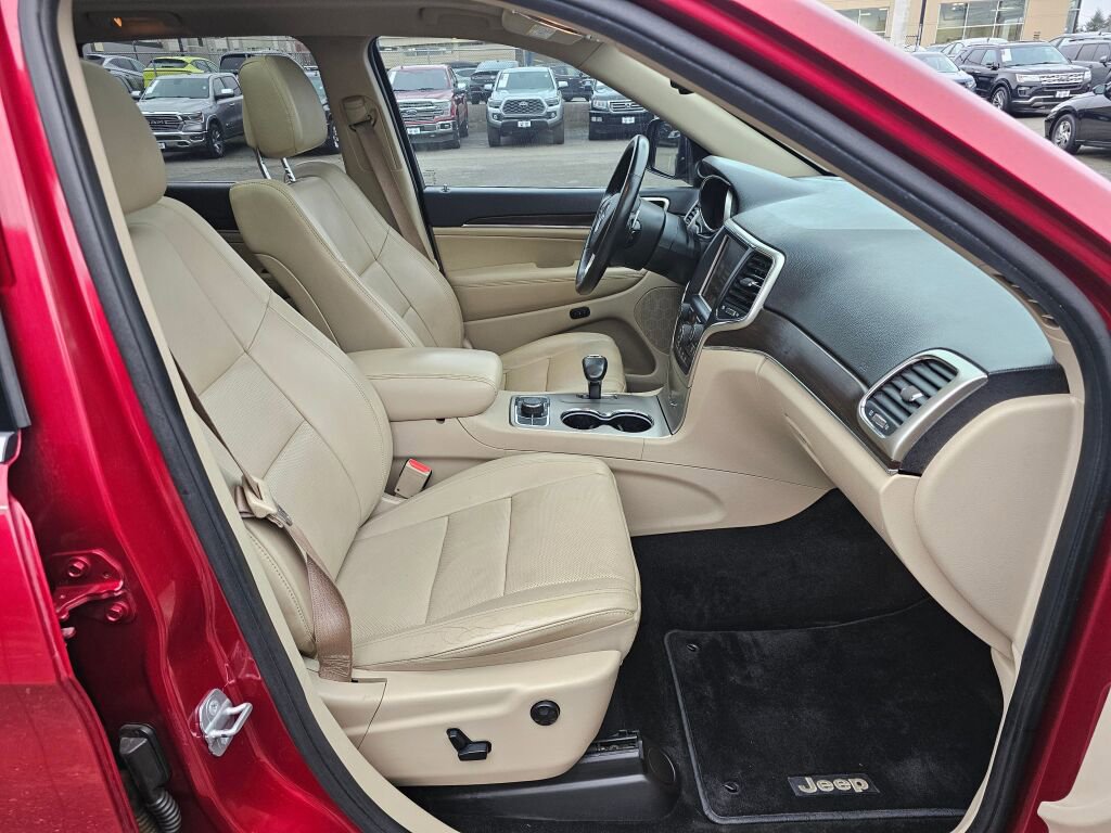 Used 2014 Jeep Grand Cherokee Limited w/ Luxury Group II image 12