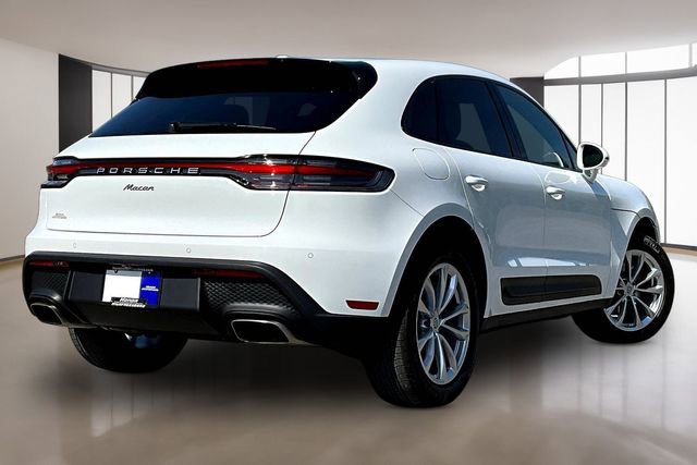 Used 2026 Porsche Macan AWD/4WD image 6