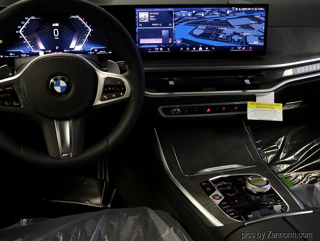 Used 2026 BMW X7 xDrive40i w/ Executive Package image 17