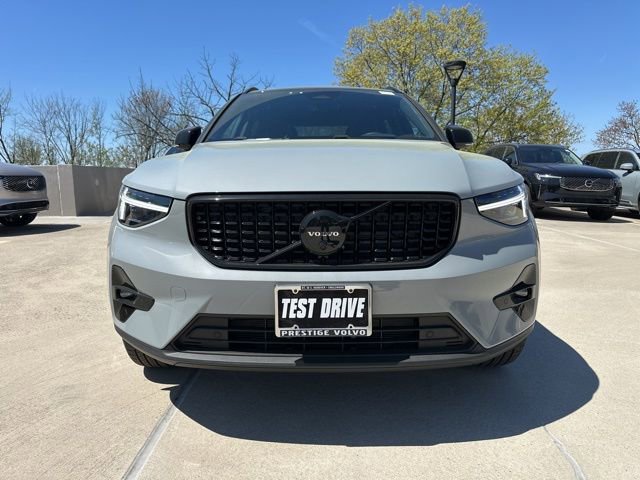 New 2026 Volvo XC40 B5 Ultra w/ Climate Package AWD/4WD image 2