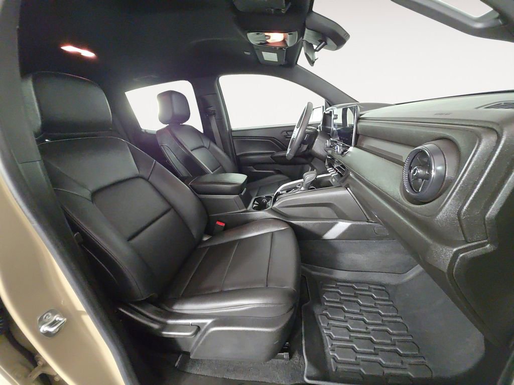 Certified 2024 Chevrolet Colorado Trail Boss w/ Advanced Trailering Package AWD/4WD image 15