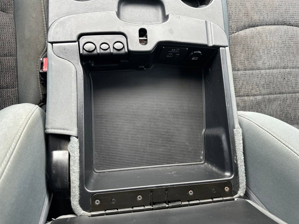 Used 2016 RAM 1500 Big Horn RWD image 9