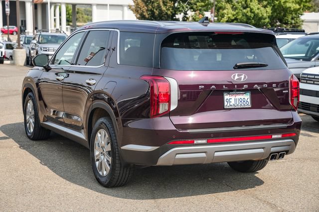 Used 2023 Hyundai Palisade SEL AWD/4WD image 2
