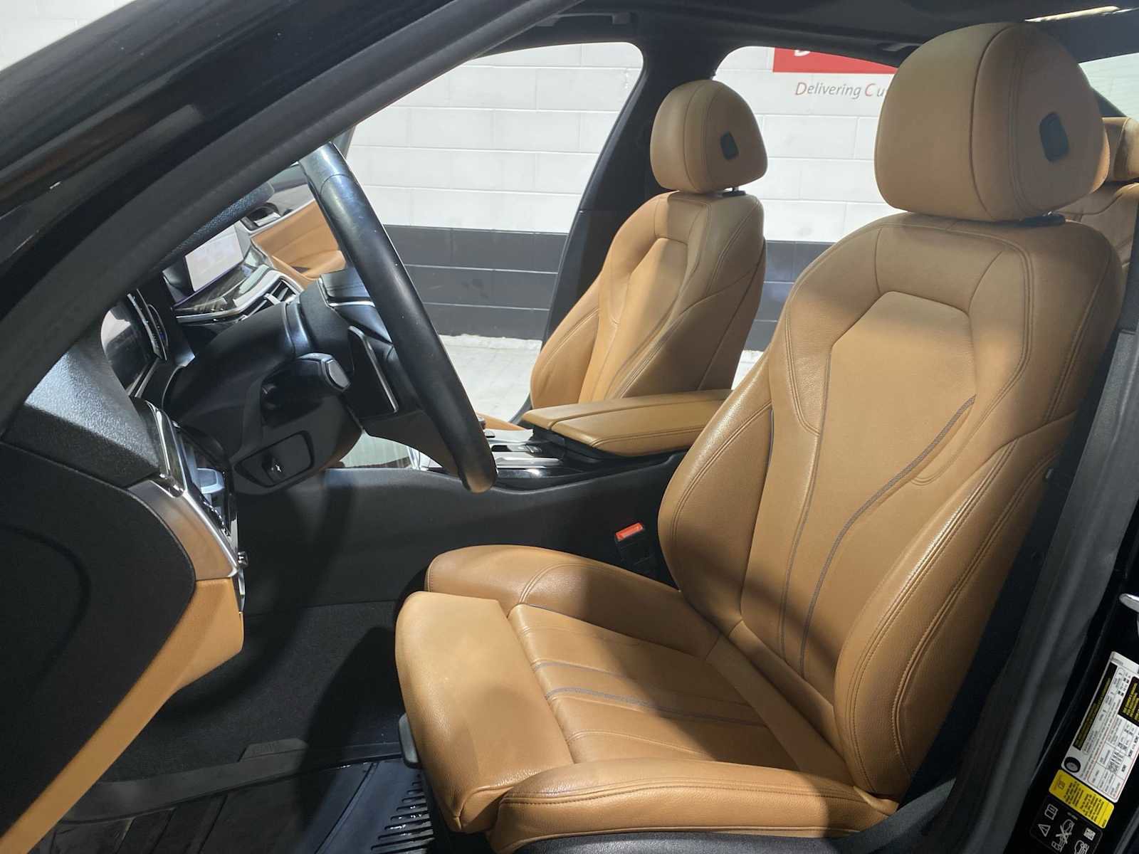 Used 2018 BMW 530i xDrive w/ Premium Package AWD/4WD image 11