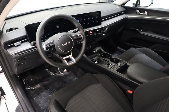 Used 2025 Kia K5 LXS image 12
