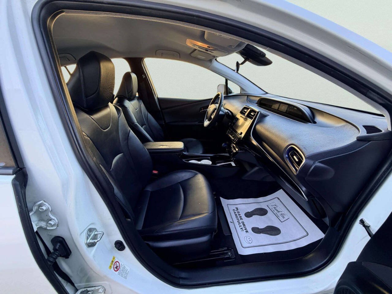Used 2016 Toyota Prius Three Touring FWD image 26