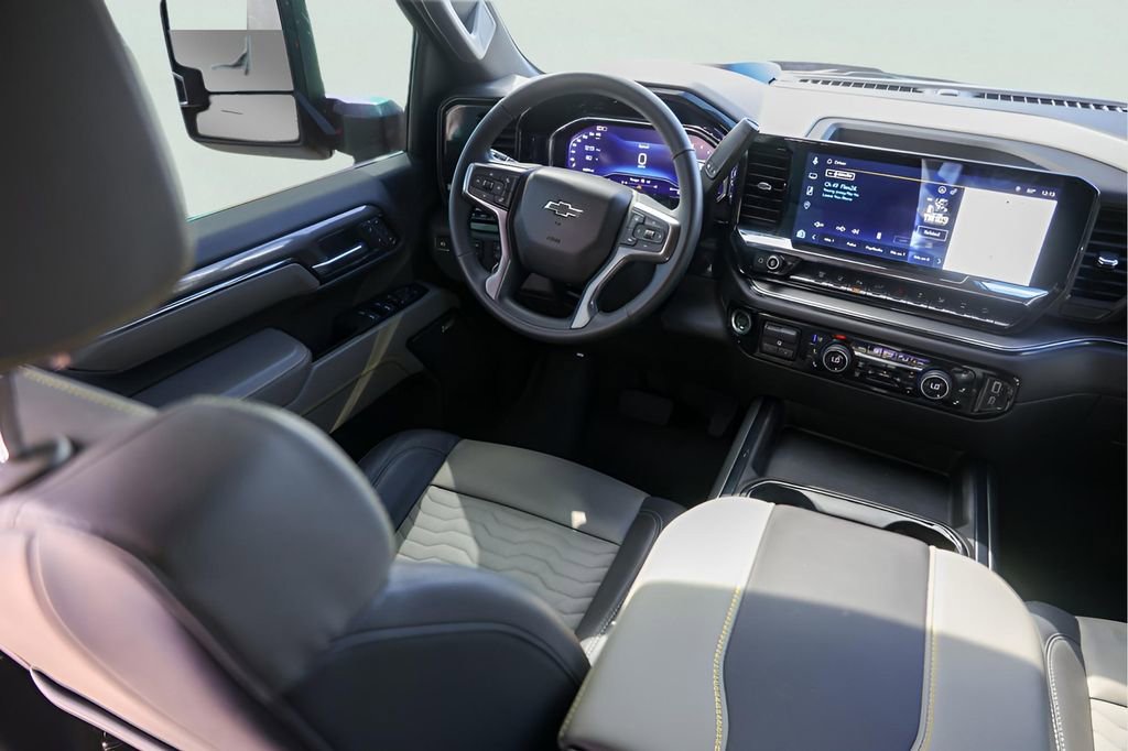 Certified 2025 Chevrolet Silverado 2500 ZR2 w/ Technology Package image 30