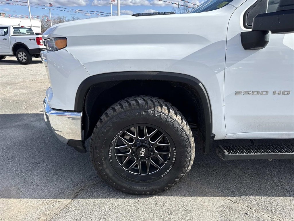 Used 2024 Chevrolet Silverado 2500 LT w/ Convenience Package image 29