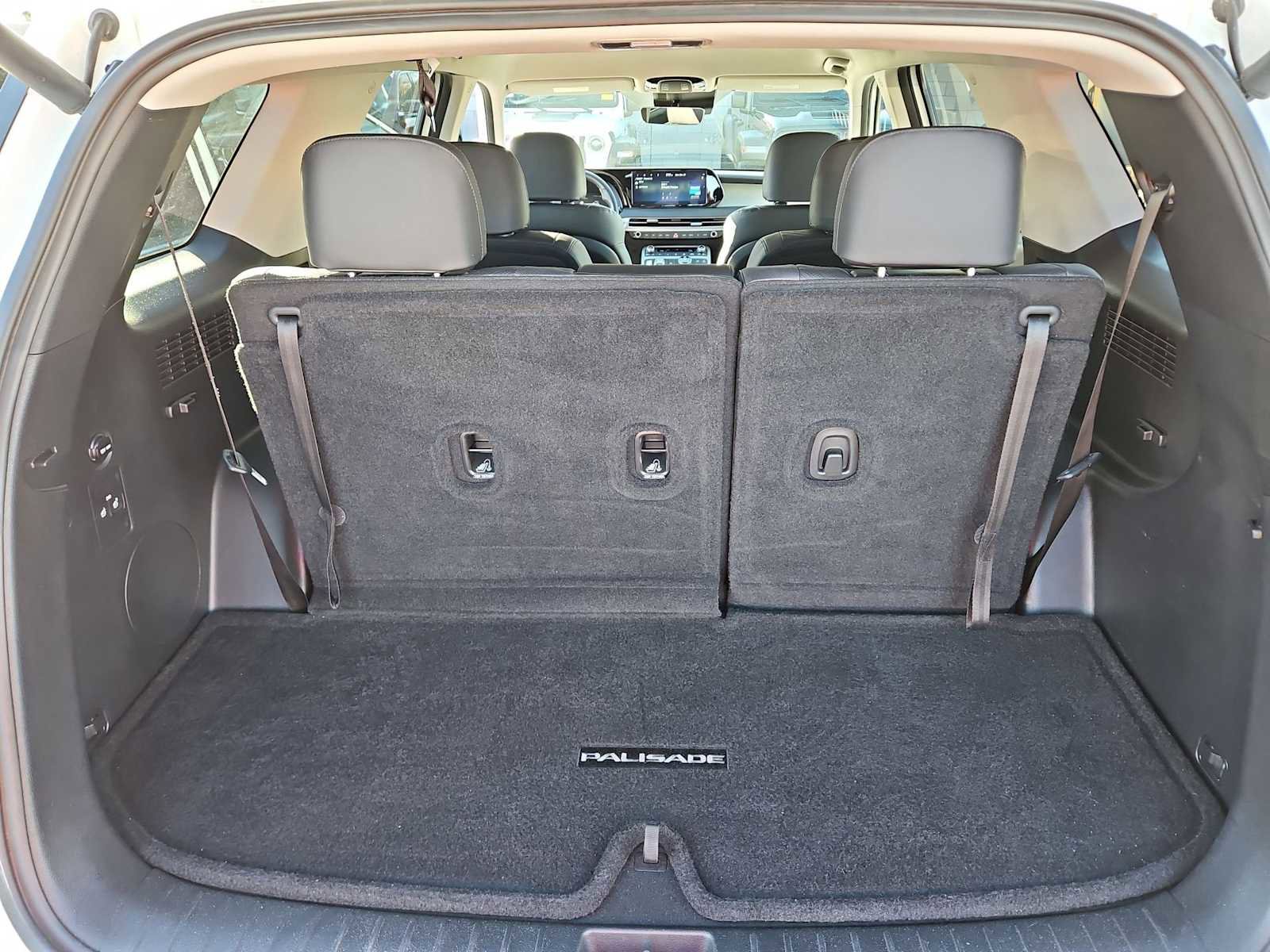 Used 2023 Hyundai Palisade SEL w/ Cargo Package image 33