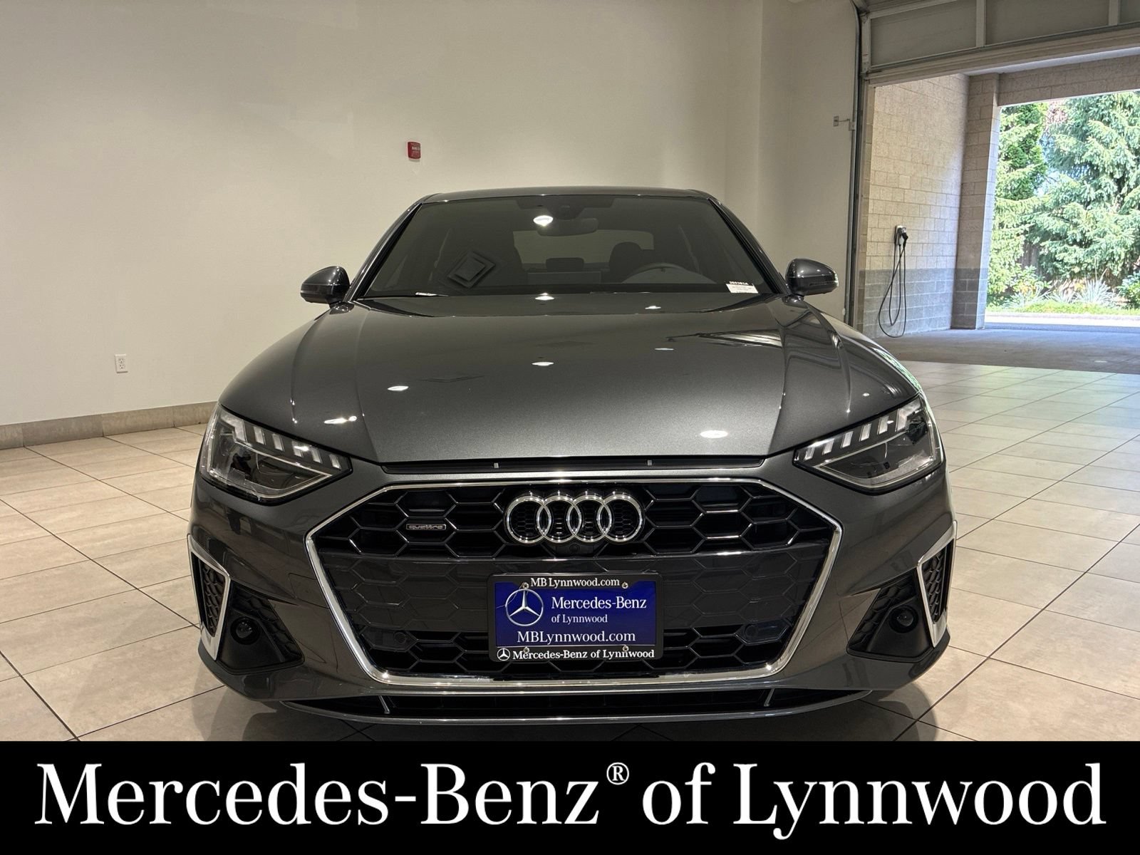 Used 2023 Audi A4 2.0T Premium Plus AWD/4WD image 2
