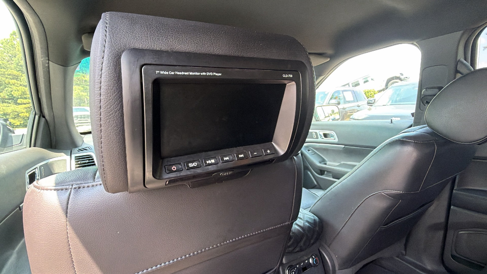 Used 2013 Ford Explorer XLT FWD image 28