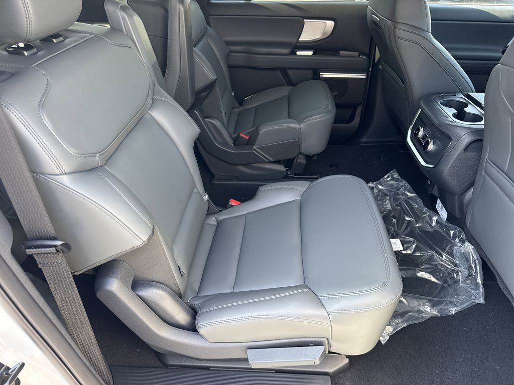 New 2026 Ford Expedition Max Active image 15